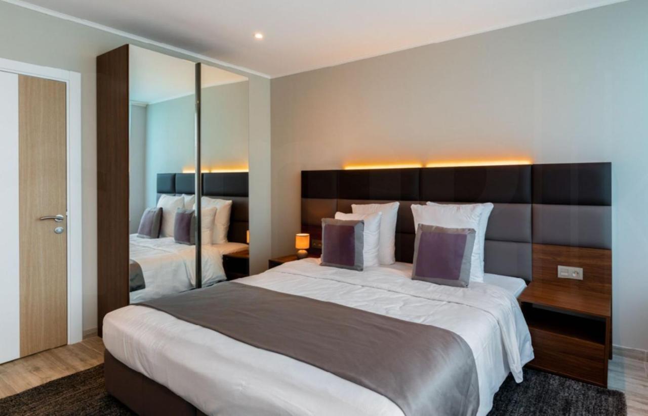 Flat Hotel Midi 33 Brussel Buitenkant foto