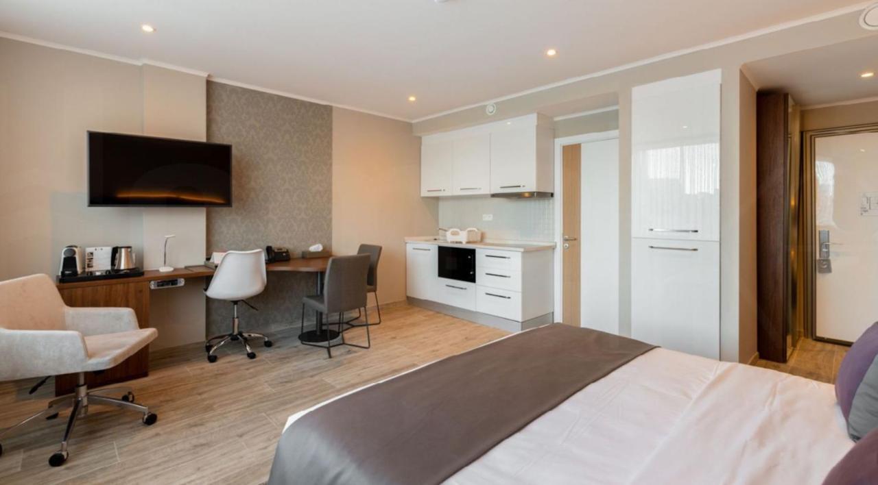 Flat Hotel Midi 33 Brussel Buitenkant foto
