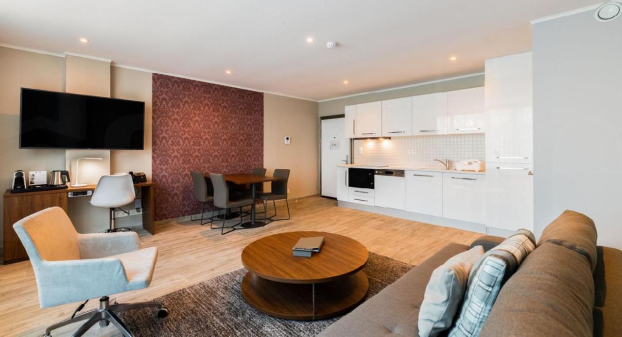 Flat Hotel Midi 33 Brussel Buitenkant foto