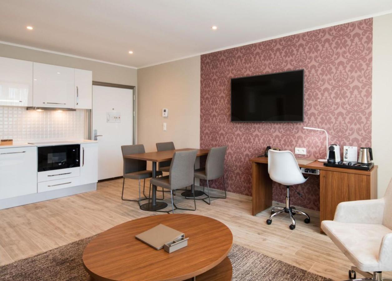 Flat Hotel Midi 33 Brussel Buitenkant foto